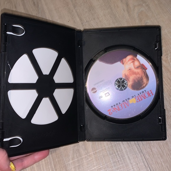 Home Alone 2 Lost In New York DVD - Picture 3 of 3